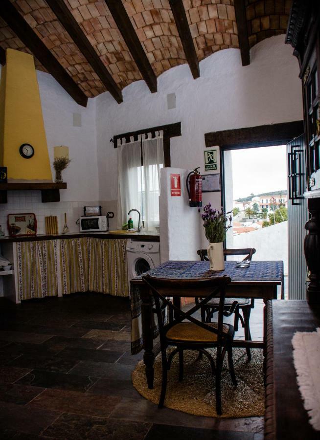 Mirador De Fuentes Guest House Fuentes De Leon Exterior photo